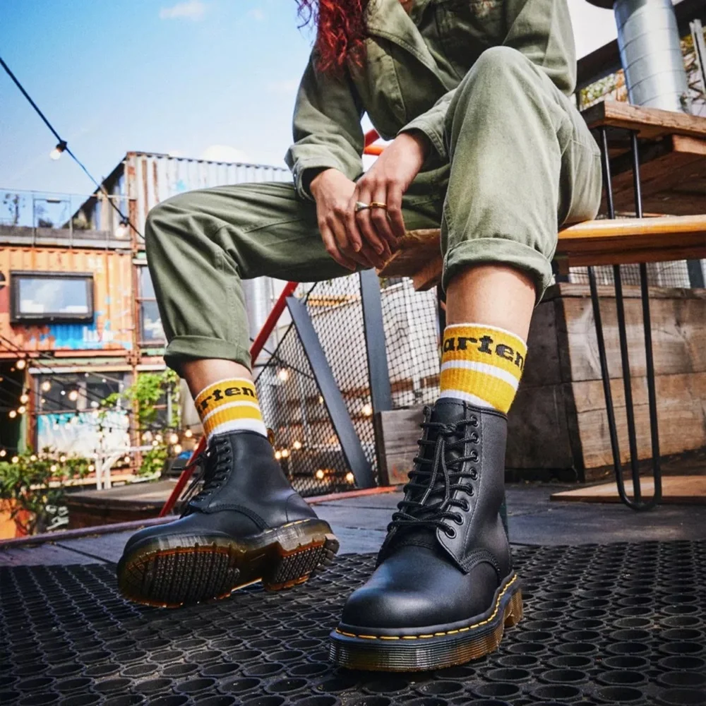 Dr. Martens | Shoes | New In Box Dr Martens Black Luana Newark